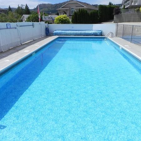 Destiny Beach Resort Osoyoos Εξωτερικό φωτογραφία