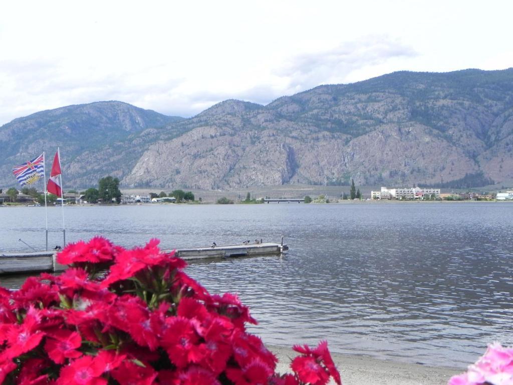 Destiny Beach Resort Osoyoos Εξωτερικό φωτογραφία