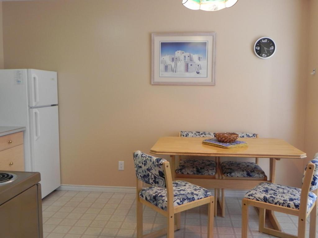 Destiny Beach Resort Osoyoos Δωμάτιο φωτογραφία