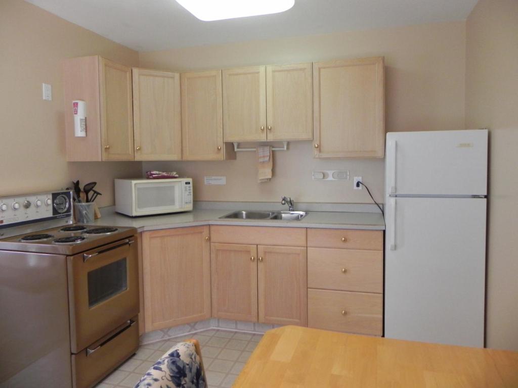 Destiny Beach Resort Osoyoos Δωμάτιο φωτογραφία