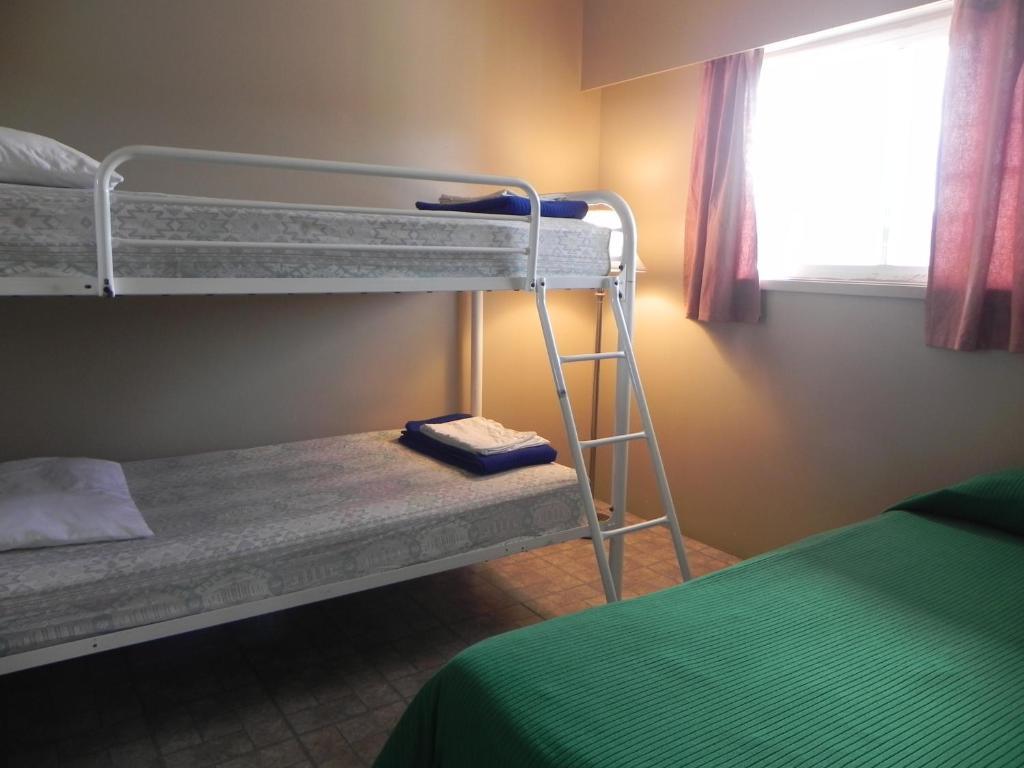 Destiny Beach Resort Osoyoos Δωμάτιο φωτογραφία